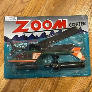 VINTAGE NIP Learn & Play Zoom Copter Flies Over 100 FT No Batteries Needed